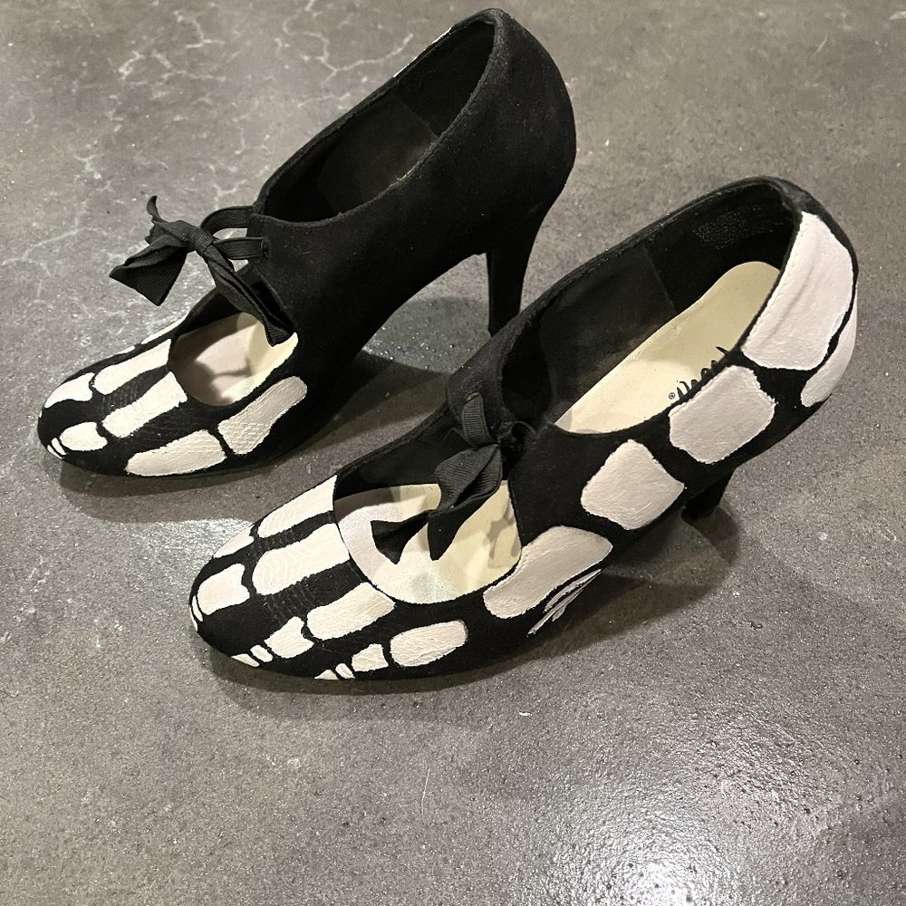 Skeleton Heels